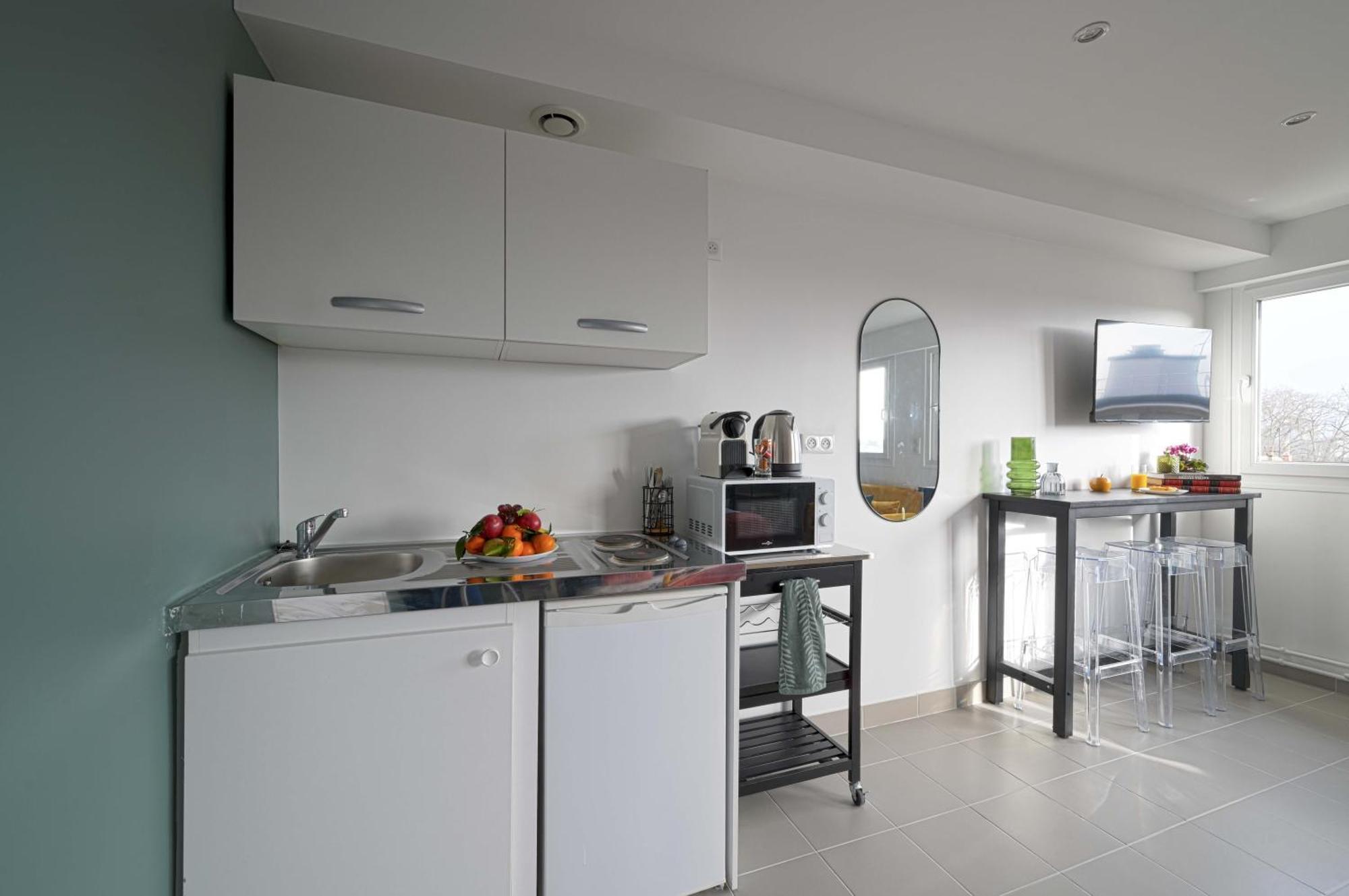 Modern Bright Apartment In Appart'Hotel Saint-Maur-des-Fossés Eksteriør bilde