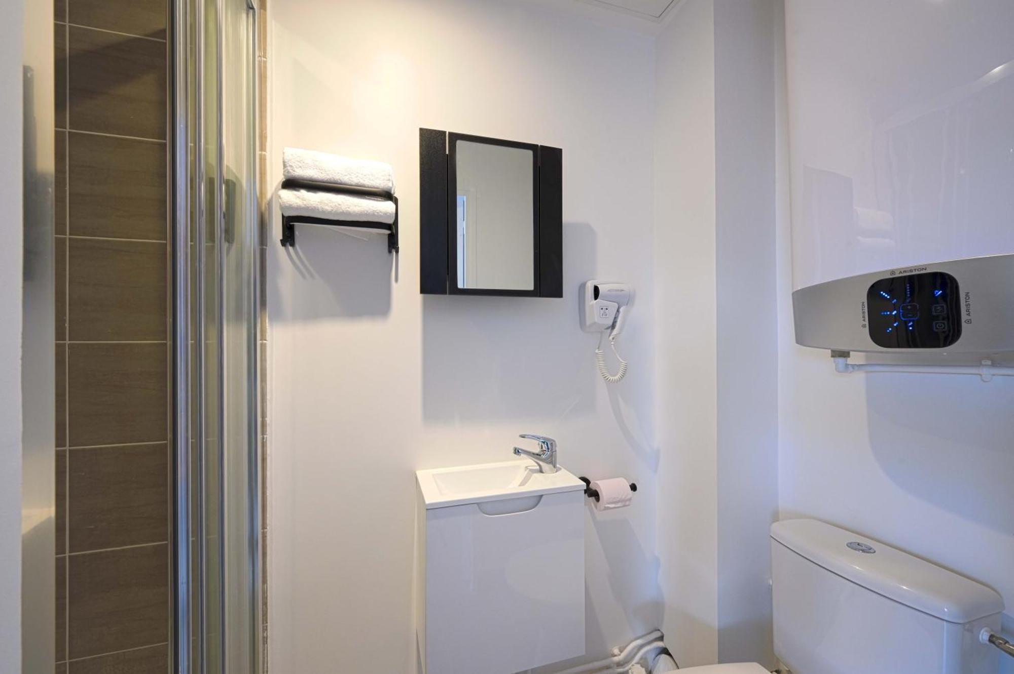 Modern Bright Apartment In Appart'Hotel Saint-Maur-des-Fossés Eksteriør bilde